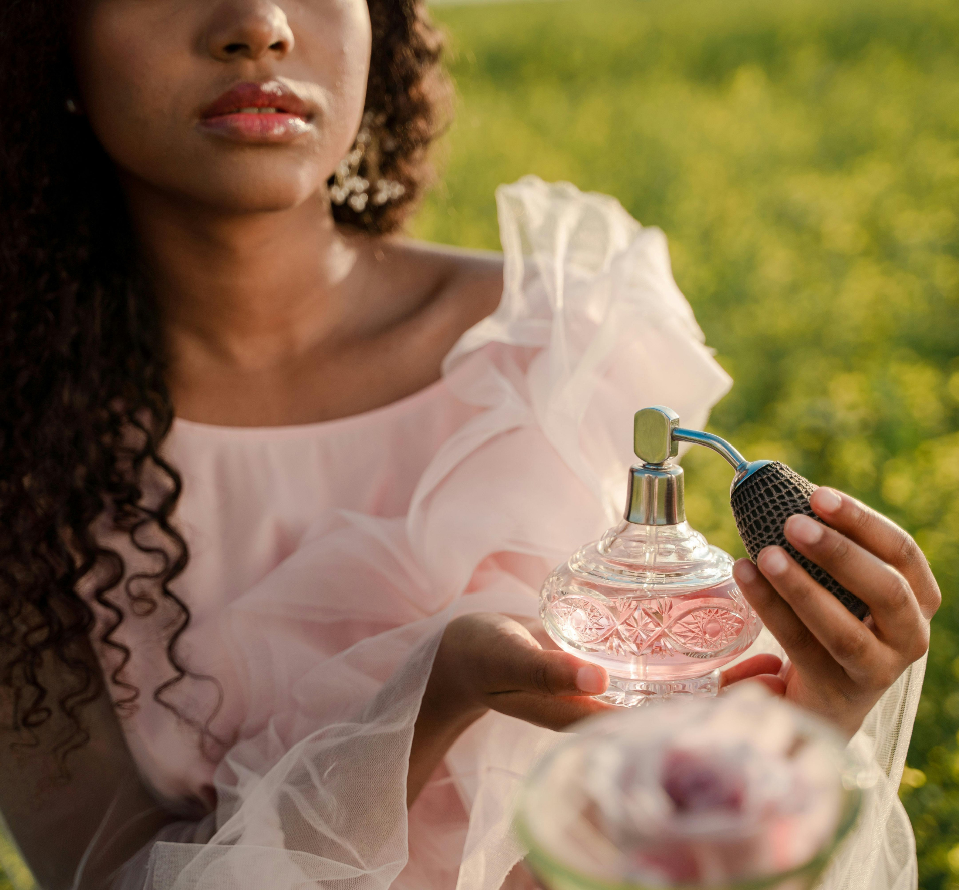 Luxury floral bottles The 1 Perfume